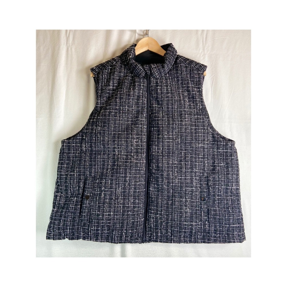 Torrid Boucle Black & White Tweed Puffer Vest Zip Pockets Size 2 XXL Academia
